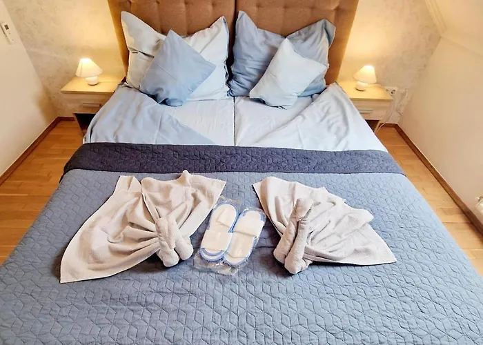 Rózsa Lak Apartamento *